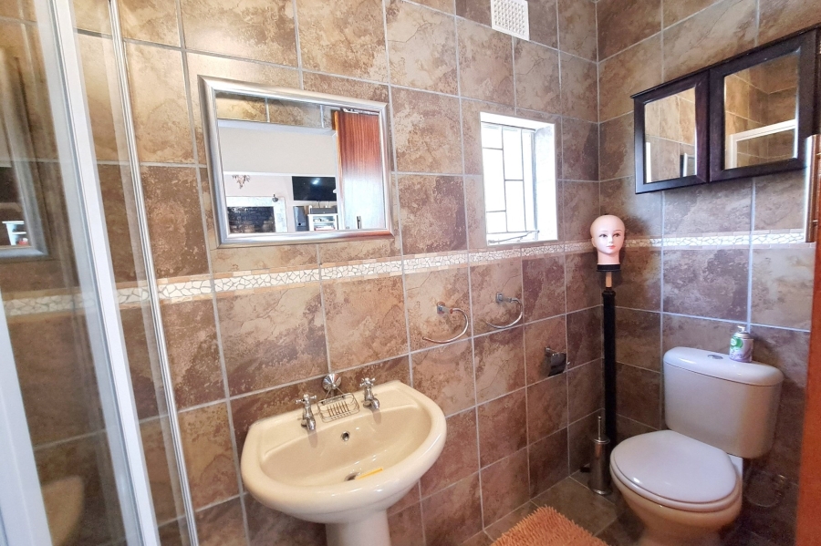 3 Bedroom Property for Sale in Worcester West Western Cape